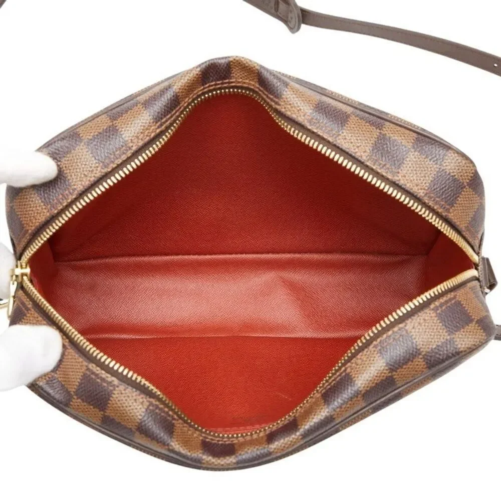 Louis Vuitton Trocadero 27 Crossbody Bag